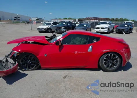 2017 Nissan 370Z z USA, uszkodzony, nr VIN JN1AZ4EH0HM951435